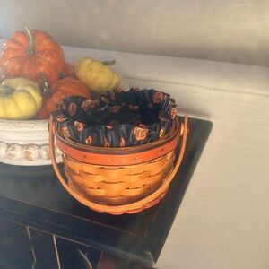 1997 Longaberger Little Pumpkin basket and liner
